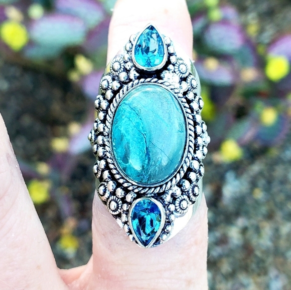 New Chrysocolla and Blue Topaz 925 Silver Statement Ring. - Picture 11 of 16